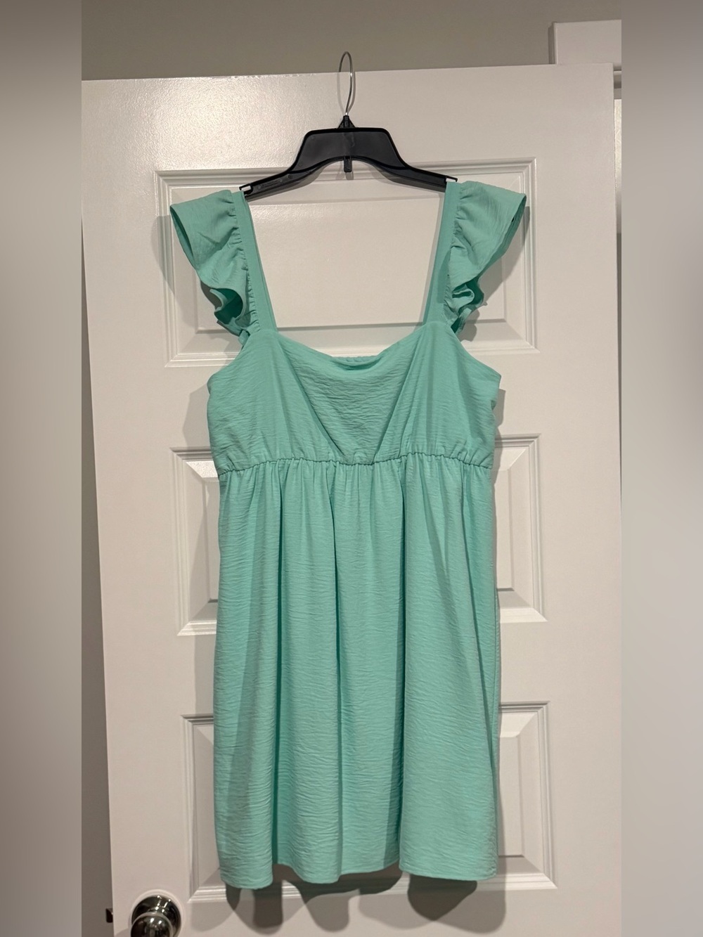 Lola and Grace Mint Green Ruffle Strap Dress Size Medium
